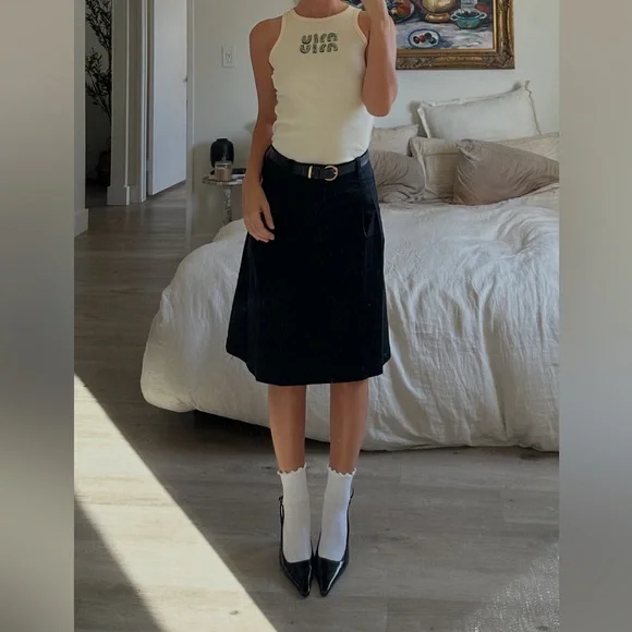 90s style Black knee length skirt - Picture 1 of 7